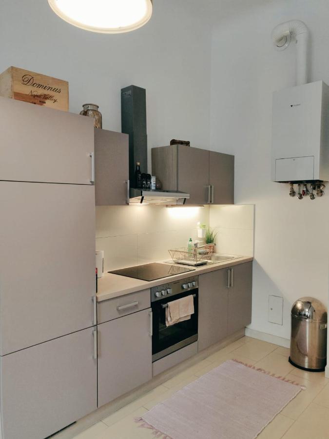 Amadeus - Tram Station To The Opera 2 Mins Away Apartment Wien Ngoại thất bức ảnh